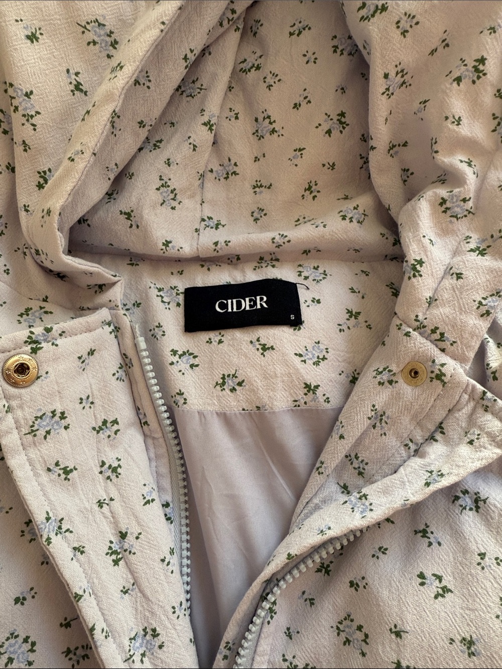 Cider Light Blue Floral Puffer Jacket with Hood Size Small - Picture 2 of 6
